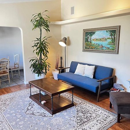Villa Cozy Family Hideaway, Sleeps 8, 4 Tv'S Yard, Shops Simi Valley Exterior foto